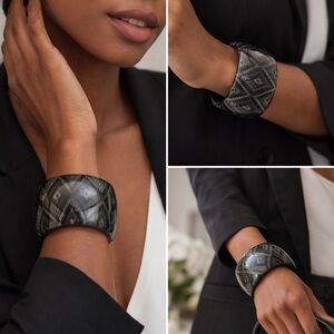 Statement Resin Cuff Bracelet – Black & Gray Woven Look